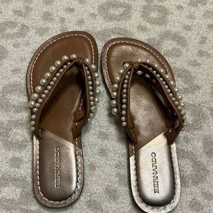 Bernardo Miami Pearl leather sandal.